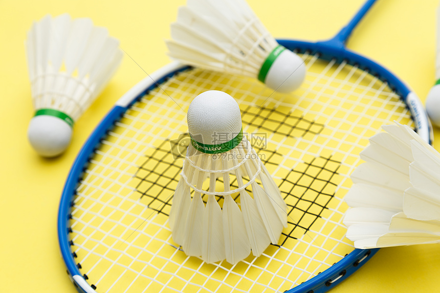 让我们拭目 让我们拭目