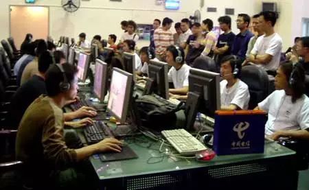 在阵容不齐 在阵容不齐